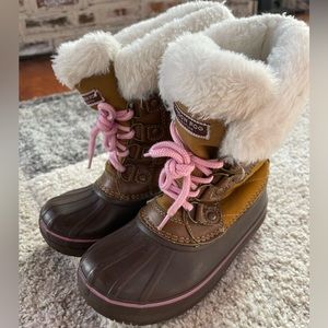 London Fog girls boots